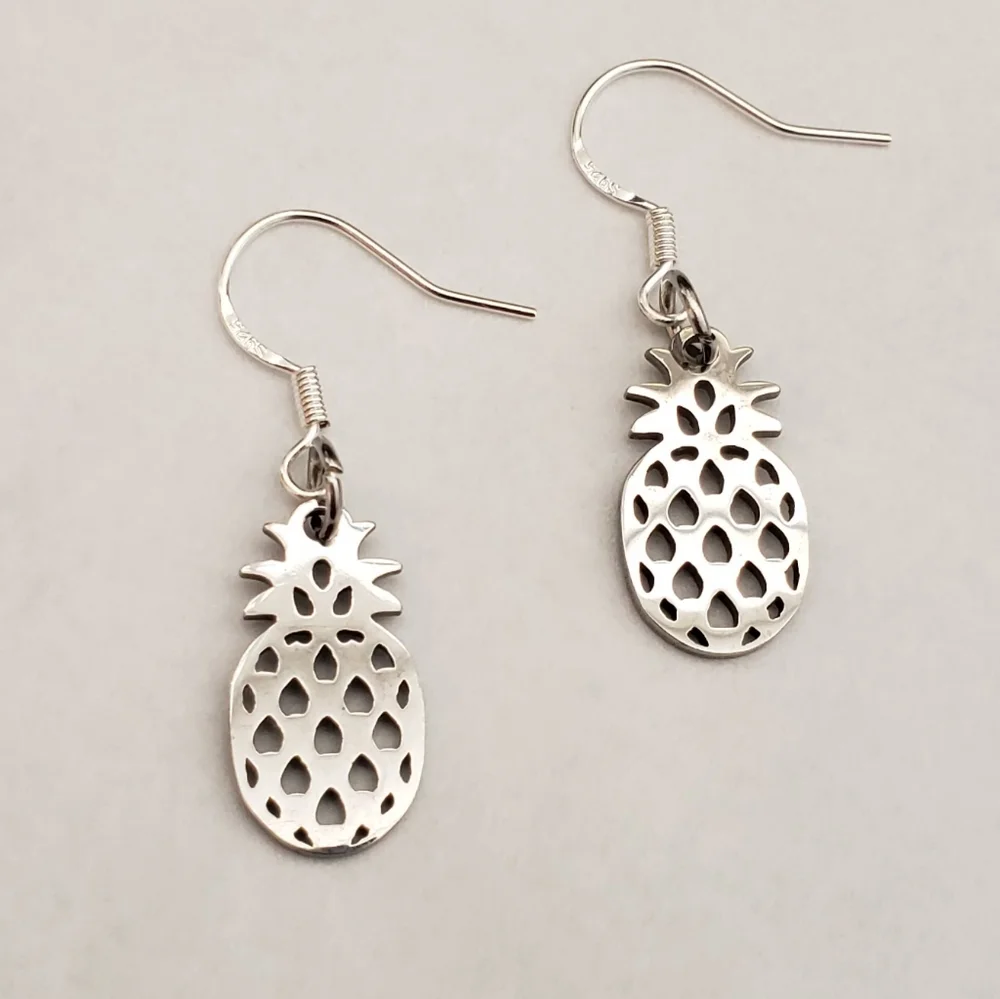 Pineapple Metal Earrings Hypoallergenic NWT - Picture 1 of 1